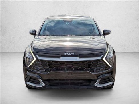 Used 2023 Kia Sportage EX image 2