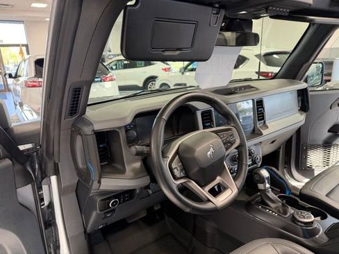 Used 2024 Ford Bronco Black Diamond AWD/4WD image 17