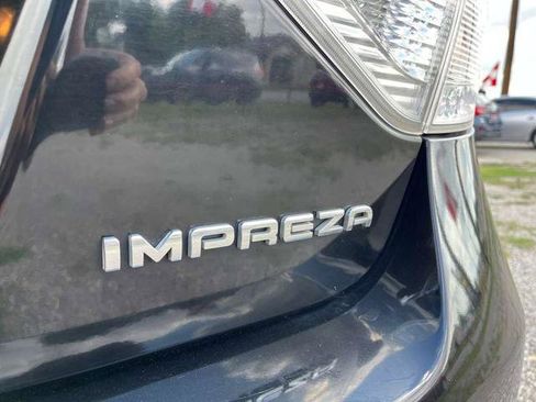 Used 2011 Subaru Impreza 2.5i Premium w/ PWR Moonroof Value Pkg AWD/4WD image 12