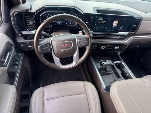 Used 2023 GMC Sierra 1500 SLT w/ SLT Premium Plus Package AWD/4WD image 15