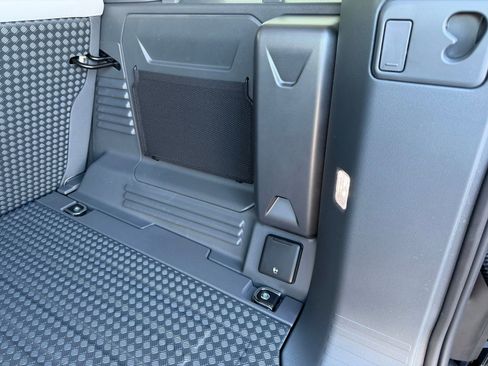 New 2026 Land Rover Defender 110 S AWD/4WD image 33