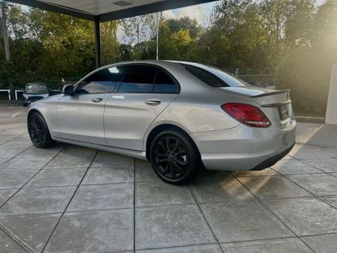 Used 2017 Mercedes-Benz C 300 4MATIC Sedan image 2