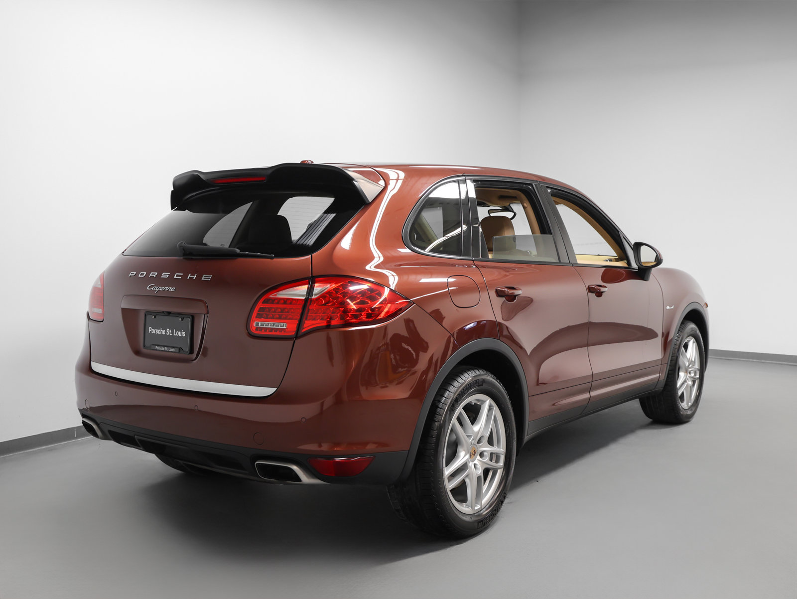 Used 2013 Porsche Cayenne Diesel AWD/4WD image 12