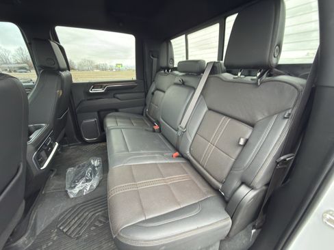 Used 2024 Chevrolet Silverado 3500 High Country w/ High Country Premium Package image 12