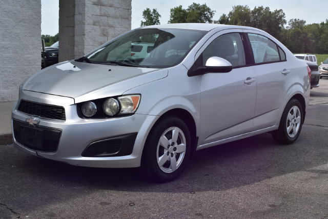 Used 2014 Chevrolet Sonic LS FWD image 14