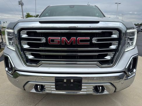 Used 2022 GMC Sierra 1500 SLT w/ SLT Premium Plus Package AWD/4WD image 2
