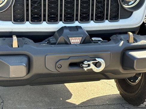 Used 2024 Jeep Wrangler Unlimited Rubicon 392 image 12