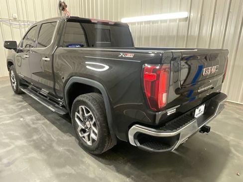 Used 2023 GMC Sierra 1500 SLT AWD/4WD image 25