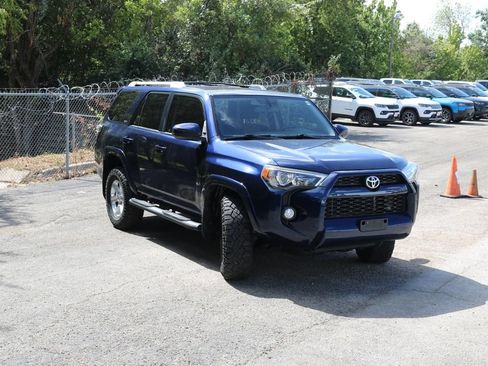 Used 2015 Toyota 4Runner SR5 RWD image 7