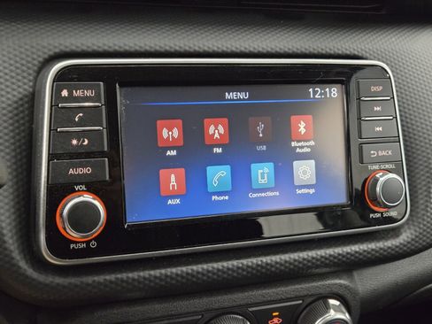 Used 2024 Nissan Kicks S image 18