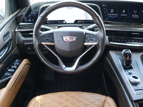 Used 2021 Cadillac Escalade Premium Luxury w/ Driver Assist Tech Package image 16