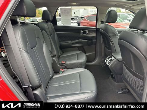 Used 2022 Kia Sorento SX w/ Panoramic Sunroof Package image 20