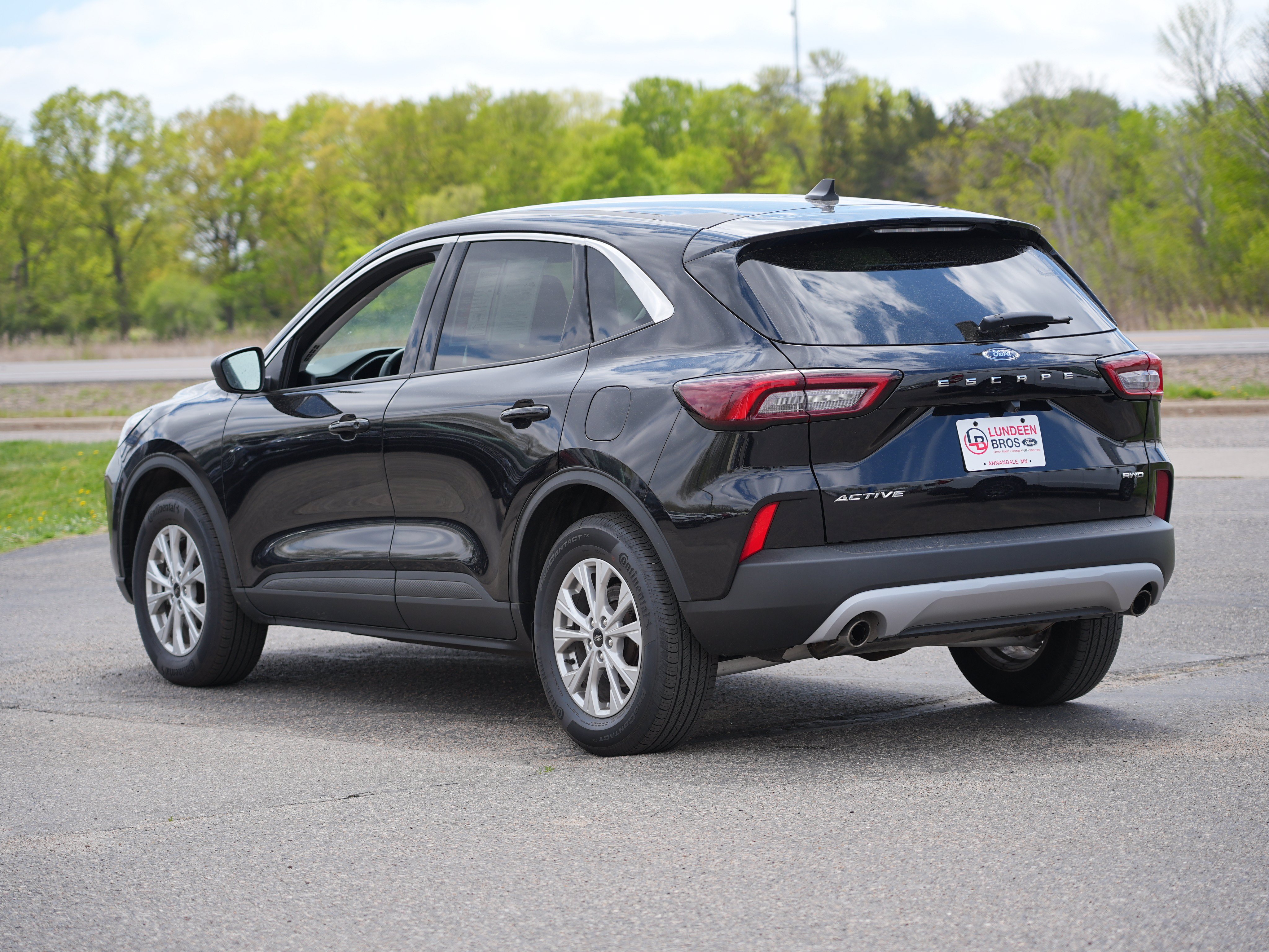 Used 2024 Ford Escape Active AWD/4WD image 6