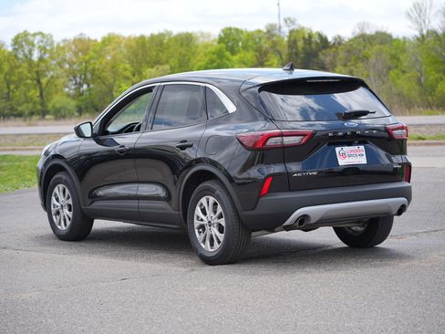 Used 2024 Ford Escape Active AWD/4WD image 6