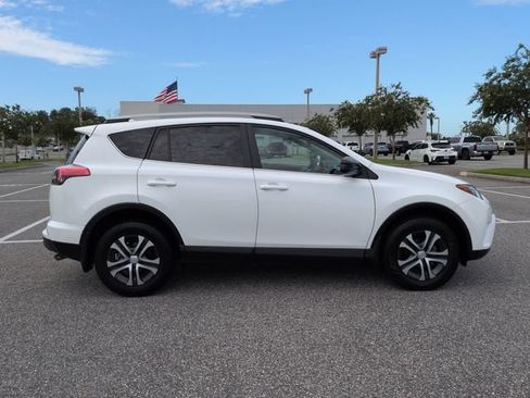 Used 2017 Toyota RAV4 LE w/ Carpet Mat Package AWD/4WD image 3