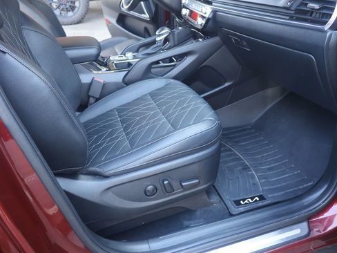Used 2023 Kia Telluride SX X-Line AWD/4WD image 32