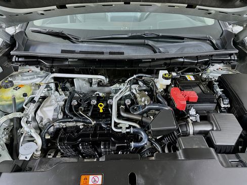 Used 2024 Mitsubishi Outlander SE image 34