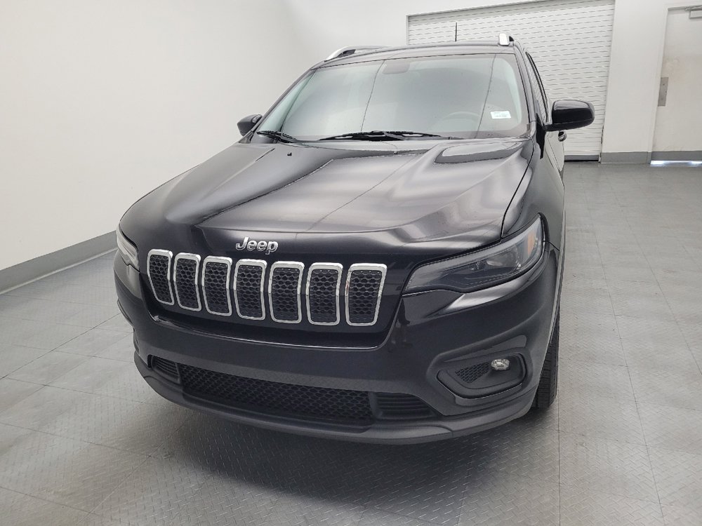 Used 2019 Jeep Cherokee Latitude w/ Cold Weather Group FWD image 15