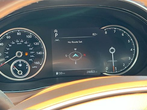 Used 2022 Genesis GV70 2.5T w/ Advanced Package AWD/4WD image 12