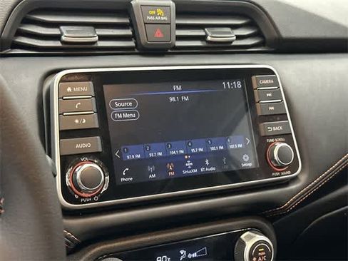 Used 2020 Nissan Versa SR image 22