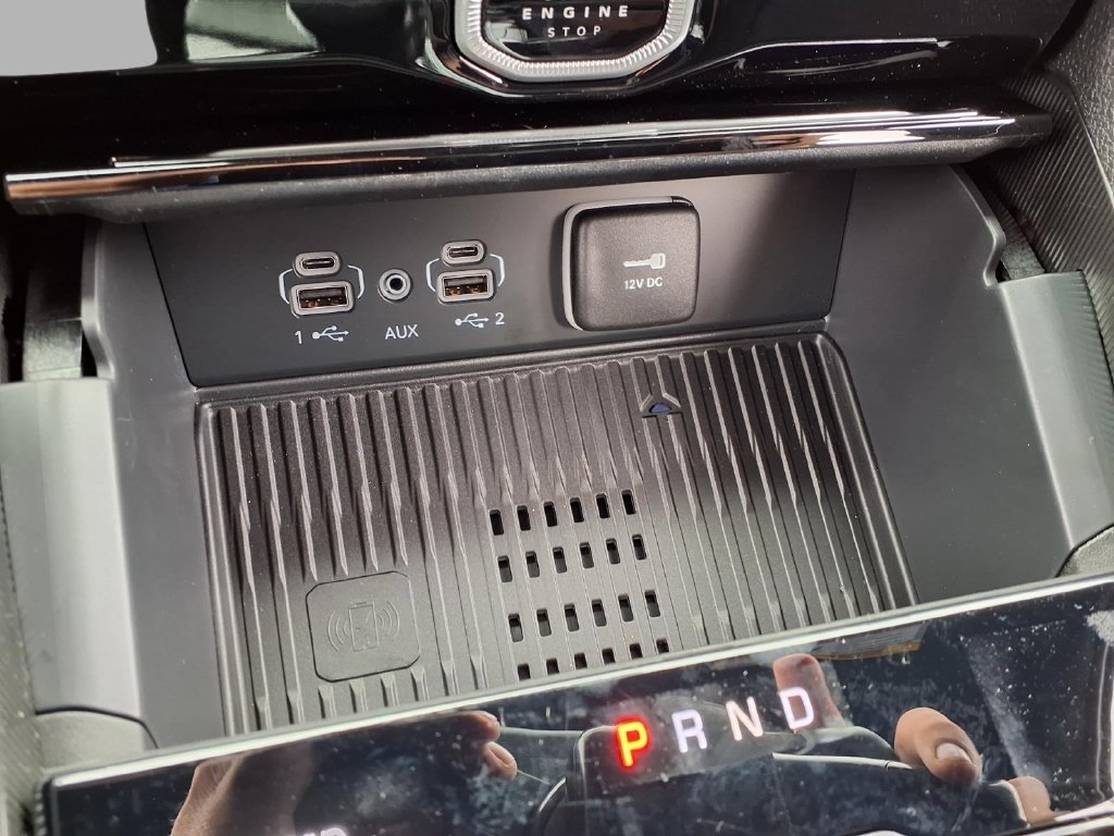 New 2026 Jeep Grand Cherokee Limited AWD/4WD image 9