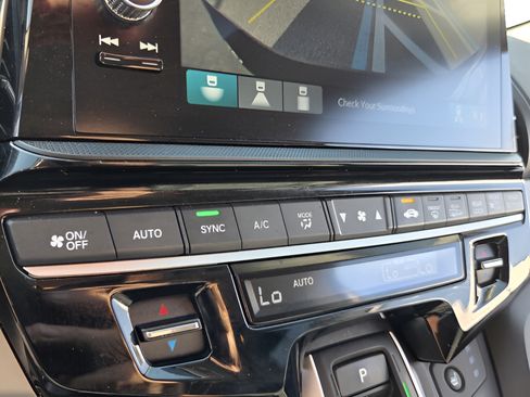 Used 2025 Honda Odyssey EX-L image 21