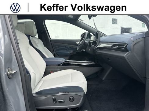 New 2025 Volkswagen ID.4 Pro S Plus AWD/4WD image 22