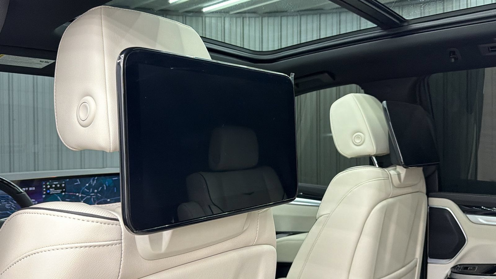 Used 2026 Cadillac Escalade Sport w/ Touring Package AWD/4WD image 35