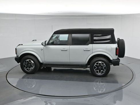 Used 2023 Ford Bronco Outer Banks AWD/4WD image 56