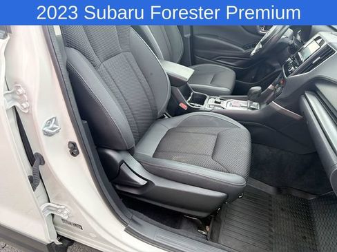 Used 2023 Subaru Forester Premium AWD/4WD image 24