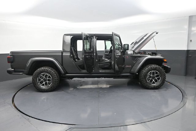 New 2026 Jeep Gladiator Rubicon AWD/4WD image 37