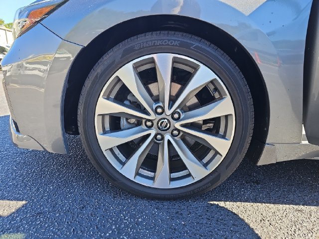 Used 2020 Nissan Maxima Platinum w/ Sport Mat Group FWD image 33