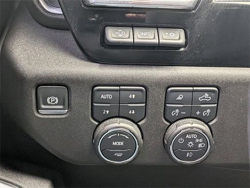 Used 2025 Chevrolet Silverado 1500 High Country w/ High Country Premium Package image 19