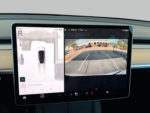 Used 2023 Tesla Model Y AWD image 28