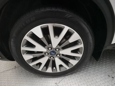 Used 2020 Ford Escape Titanium AWD/4WD image 27