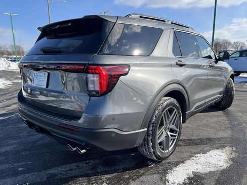 New 2026 Ford Explorer ST w/ Sun And Sound Package image 4