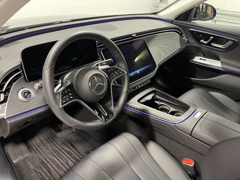 Used 2026 Mercedes-Benz E 350 4MATIC Sedan image 21