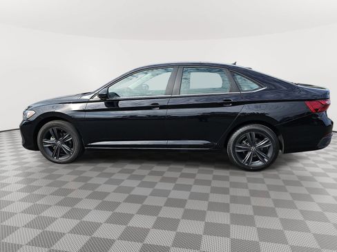Used 2022 Volkswagen Jetta SE w/ Panoramic Sunroof Package FWD image 8