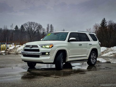 Used 2023 Toyota 4Runner Limited image 7