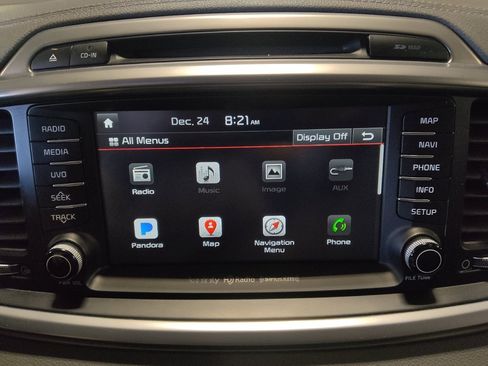 Used 2016 Kia Sorento SX FWD image 25