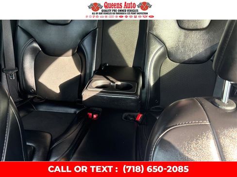 Used 2019 Jeep Cherokee Latitude Plus w/ Cold Weather Group image 15