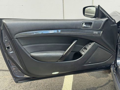 Used 2012 INFINITI G37 Sport image 34