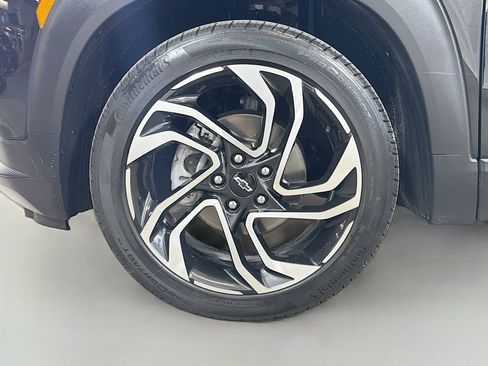 Used 2024 Chevrolet TrailBlazer RS w/ Convenience Package FWD image 32