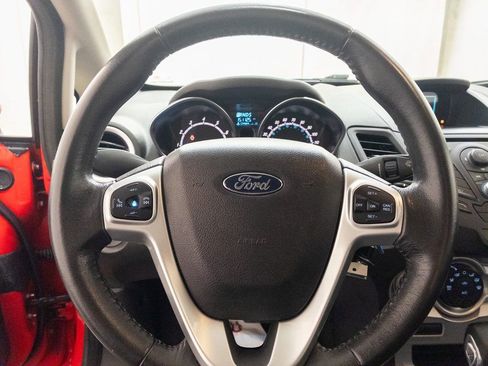 Used 2015 Ford Fiesta SE image 11