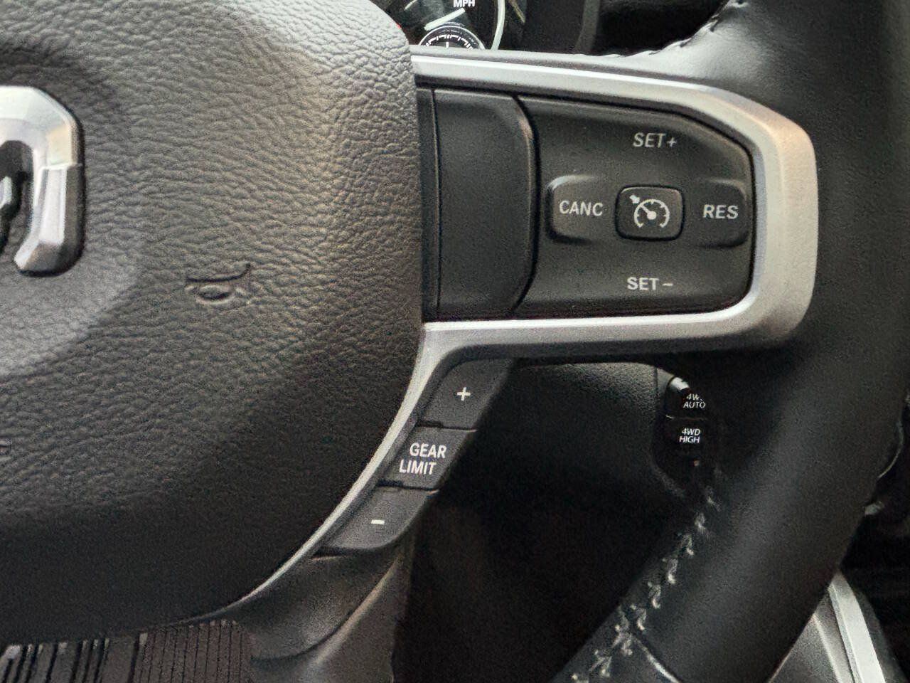 Used 2022 RAM 1500 Big Horn AWD/4WD image 24
