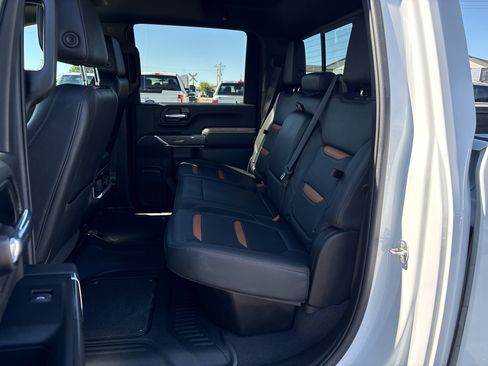 Used 2022 GMC Sierra 2500 AT4 w/ AT4 Premium Plus Package AWD/4WD image 19