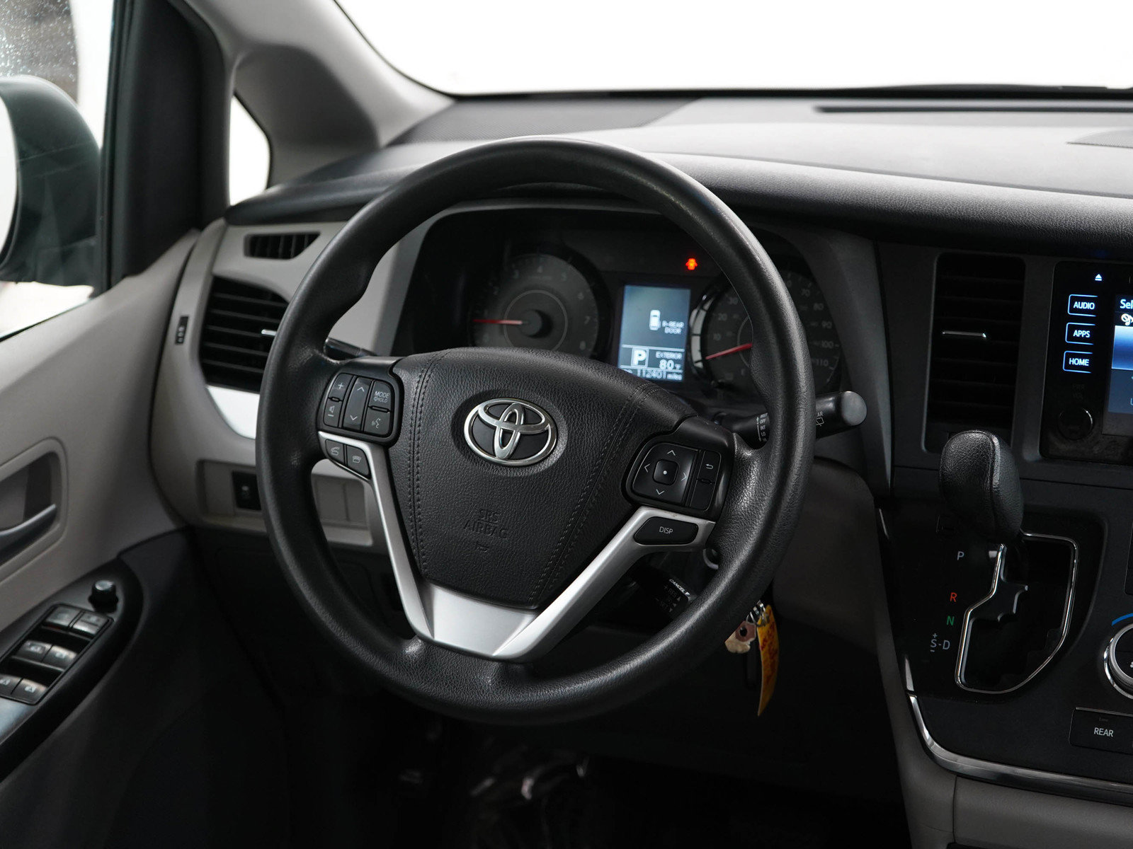 Used 2017 Toyota Sienna LE FWD image 16