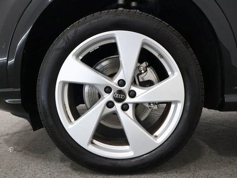 Used 2025 Audi Q5 Premium Plus w/ Premium Plus image 5