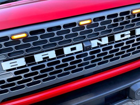 Used 2023 Ford Bronco Badlands w/ Sasquatch Package image 29