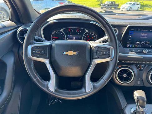 Used 2020 Chevrolet Blazer LT FWD image 12